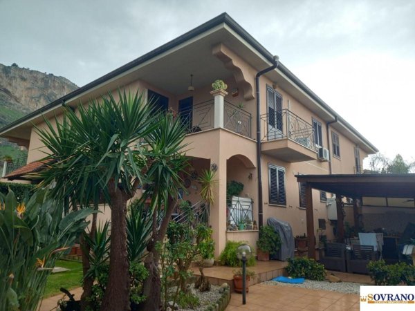 casa indipendente in vendita ad Isola delle Femmine