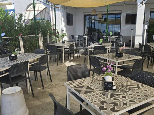 negozio in vendita ad Isola delle Femmine