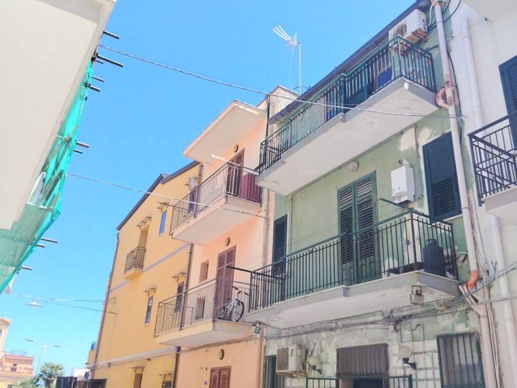 intera palazzina in vendita ad Isola delle Femmine