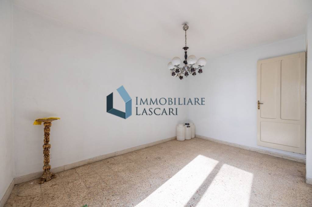 casa indipendente in vendita a Lascari