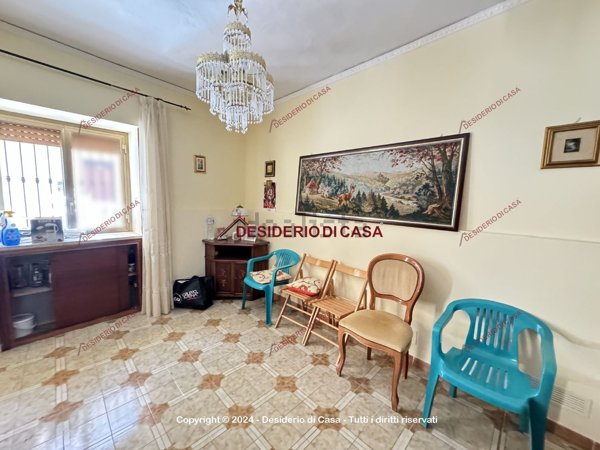 casa indipendente in vendita a Lascari