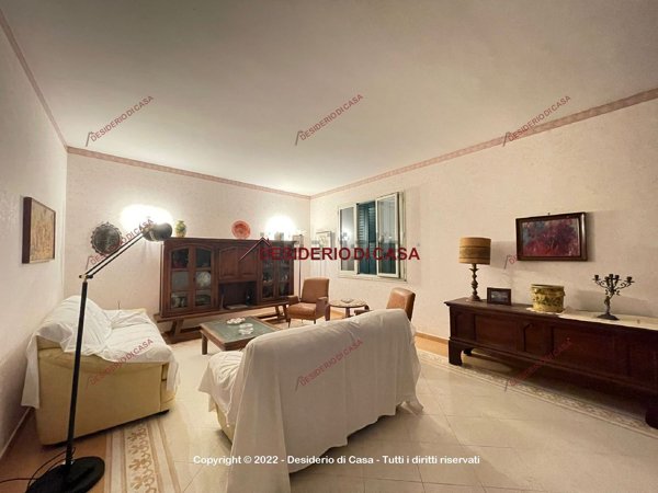 casa indipendente in vendita a Lascari