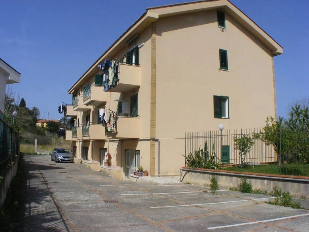 appartamento in vendita a Lascari