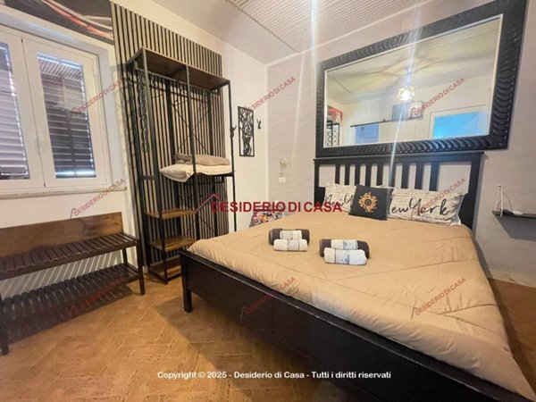 casa indipendente in vendita a Lascari