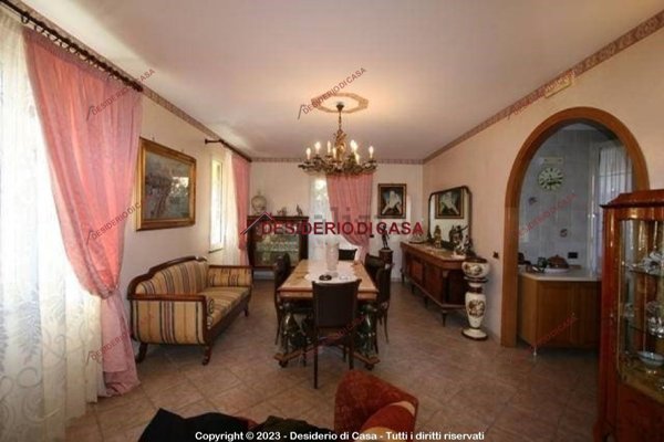 casa indipendente in vendita a Lascari