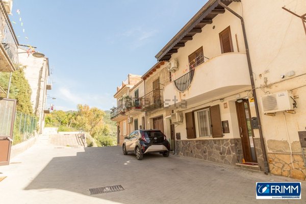 appartamento in vendita a Lascari