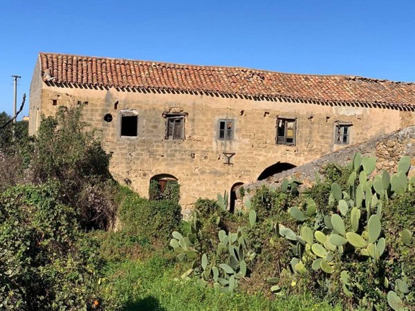 casa indipendente in vendita a Lascari