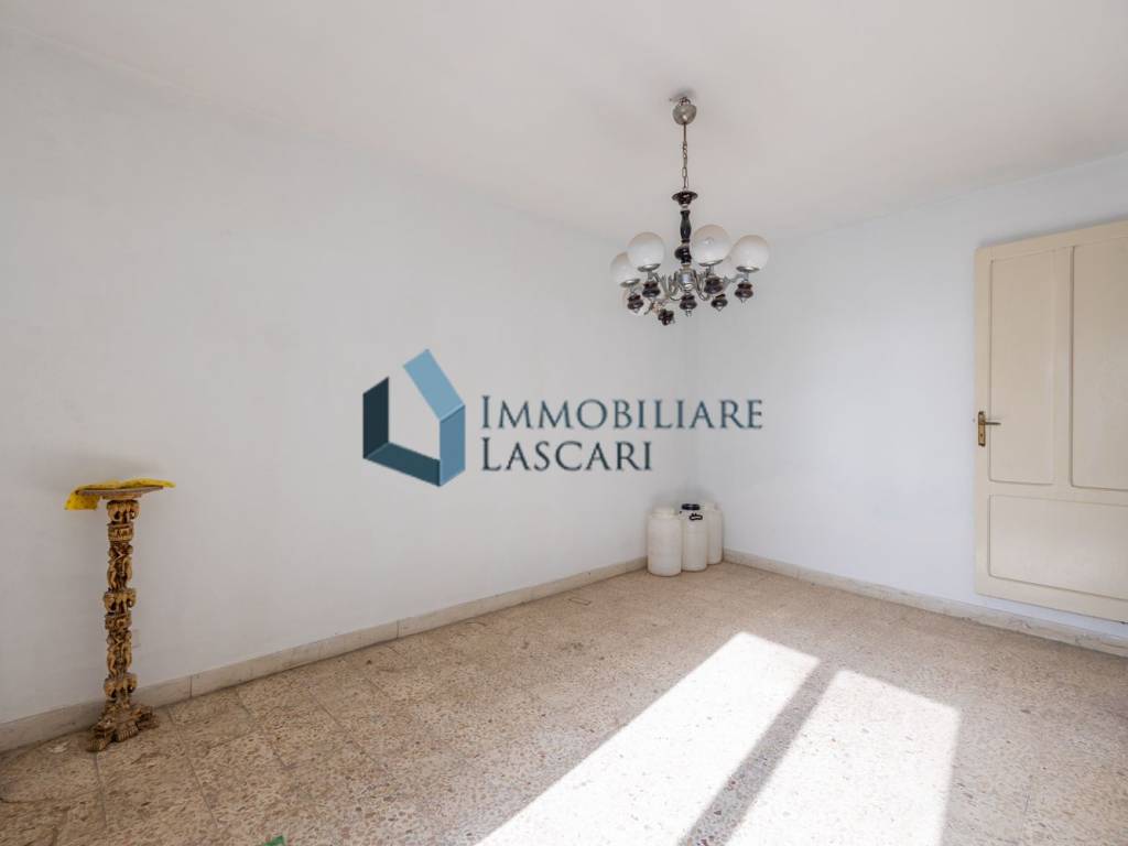 casa indipendente in vendita a Lascari