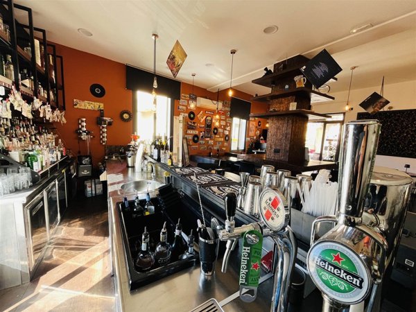 negozio in vendita a Lascari