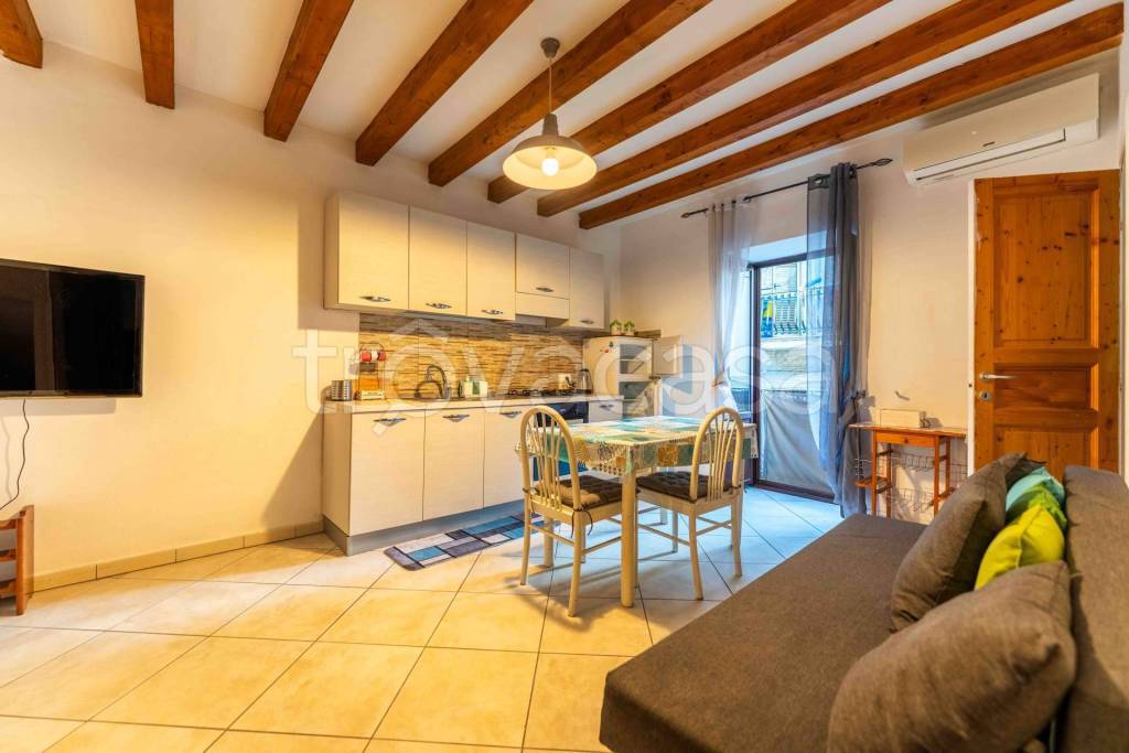 appartamento in vendita a Lascari