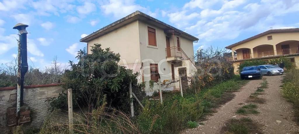 casa indipendente in vendita a Lascari