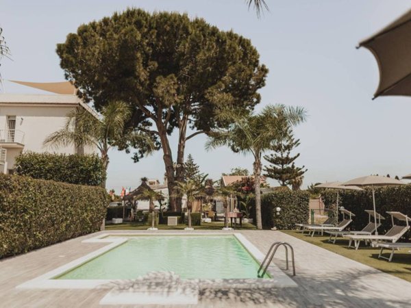 casa indipendente in vendita a Lascari