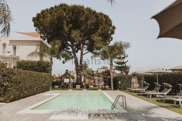 casa indipendente in vendita a Lascari