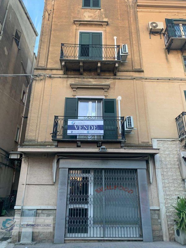 casa indipendente in vendita a Lercara Friddi