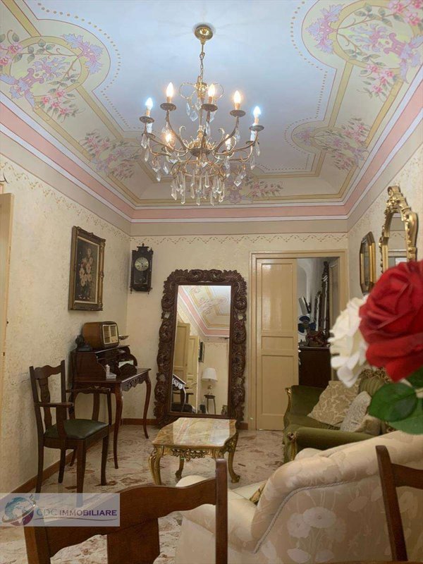 casa indipendente in vendita a Lercara Friddi