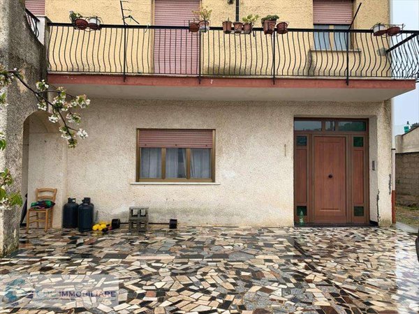 casa indipendente in vendita a Lercara Friddi