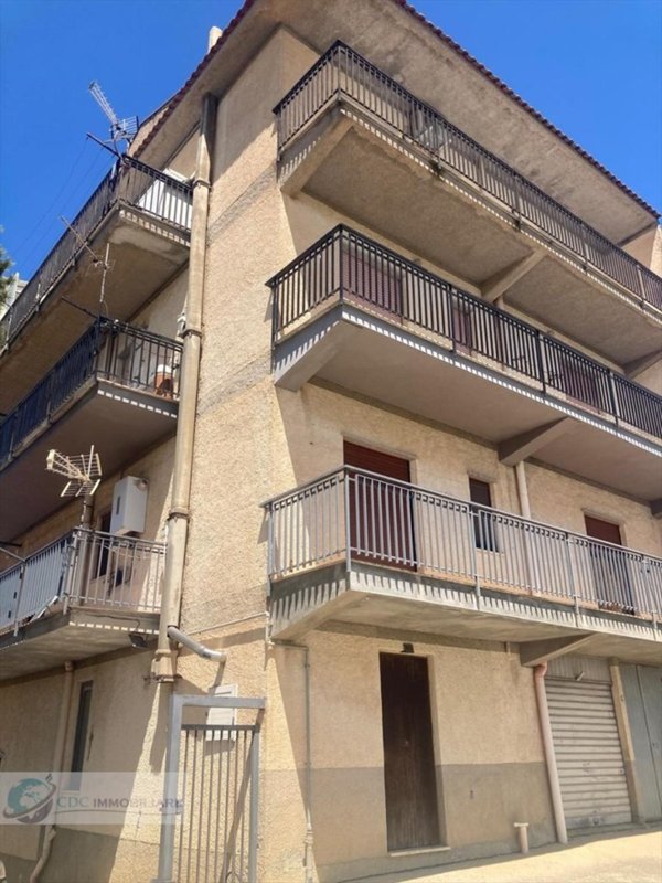 appartamento in vendita a Lercara Friddi