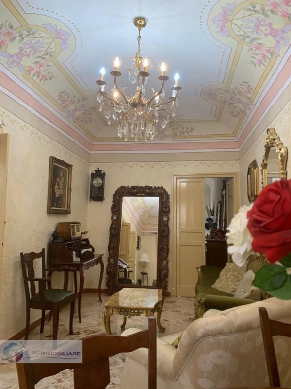 casa indipendente in vendita a Lercara Friddi