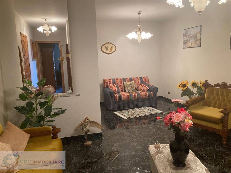 casa indipendente in vendita a Lercara Friddi