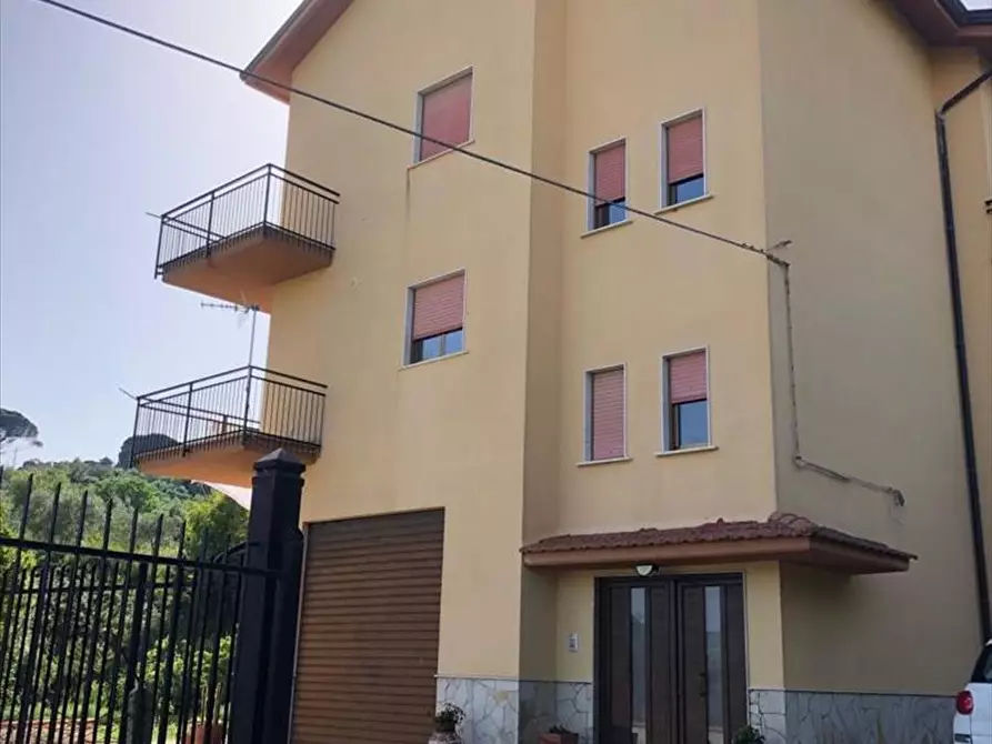 casa indipendente in vendita a Lercara Friddi
