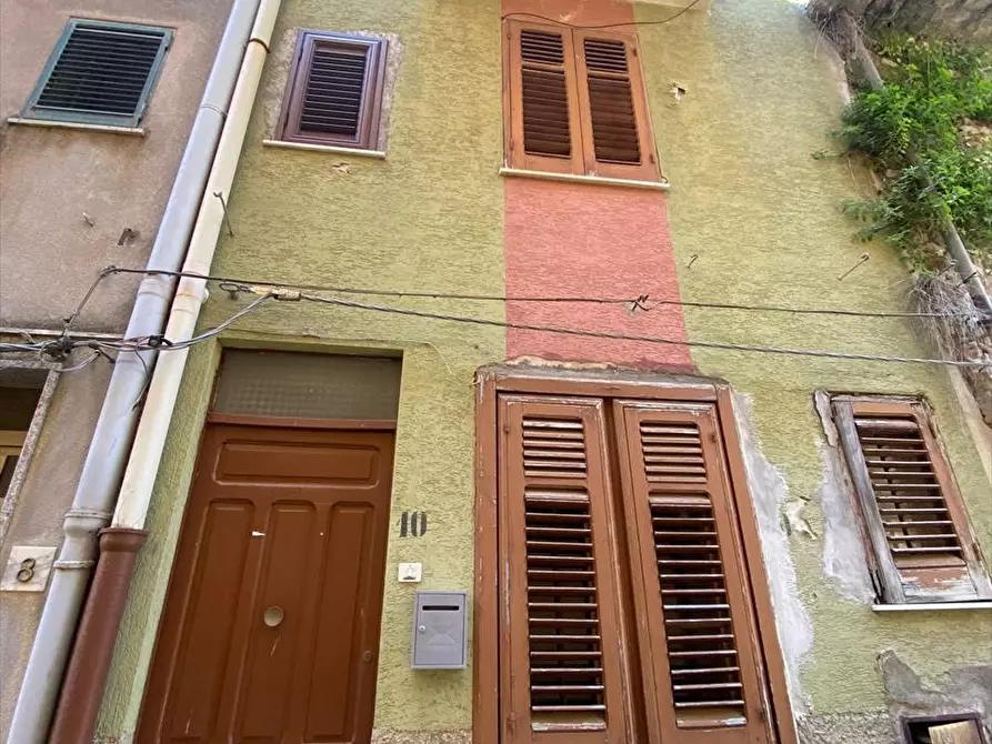 casa indipendente in vendita a Lercara Friddi