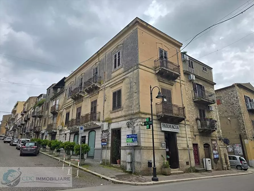 casa indipendente in vendita a Lercara Friddi