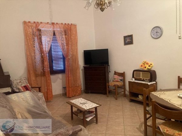 casa indipendente in vendita a Lercara Friddi