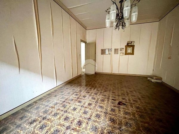 intera palazzina in vendita a Marineo