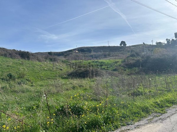 terreno edificabile in vendita a Marineo