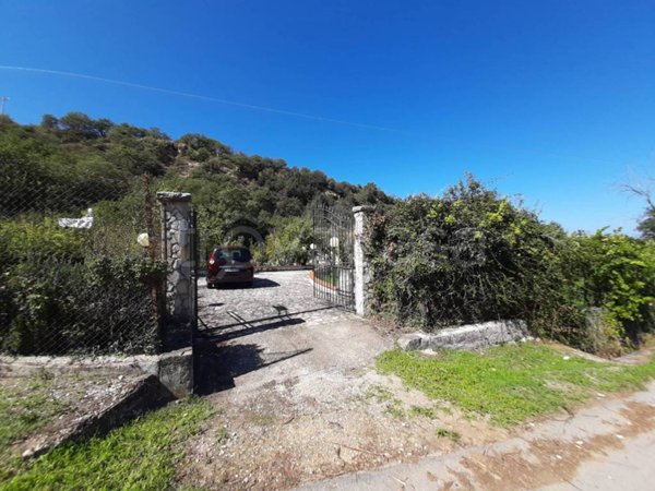 casa indipendente in vendita a Mezzojuso