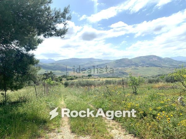terreno agricolo in vendita a Mezzojuso in zona Pignaro