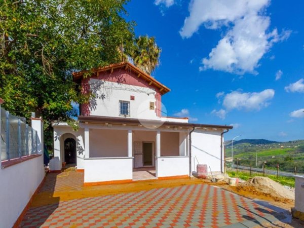 casa indipendente in vendita a Misilmeri