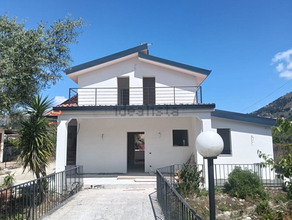 casa indipendente in vendita a Misilmeri