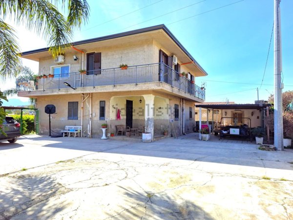 casa indipendente in vendita a Misilmeri