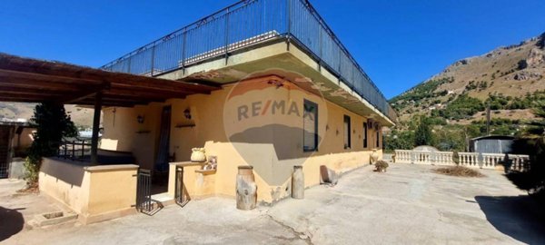 casa indipendente in vendita a Misilmeri