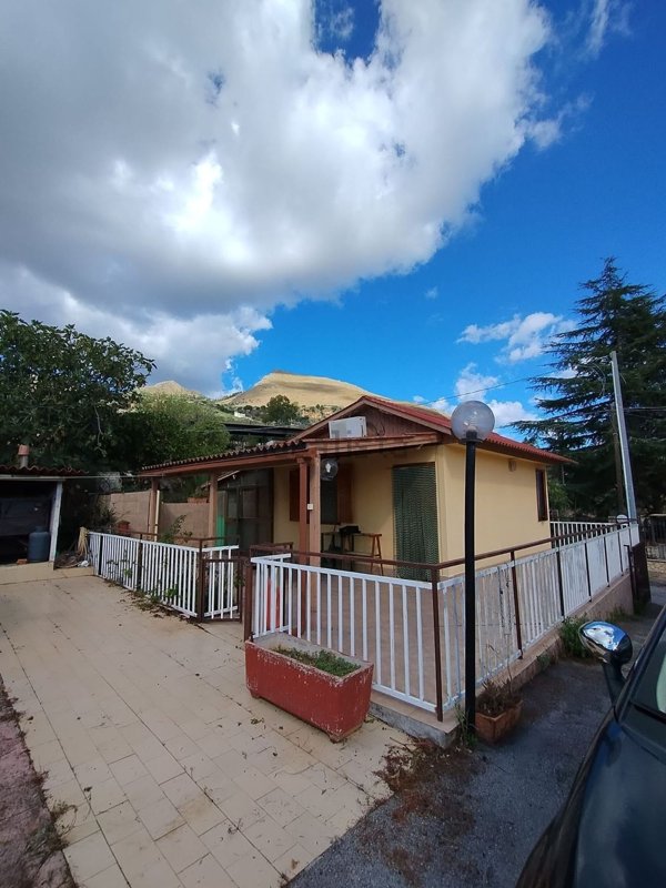 casa indipendente in vendita a Misilmeri