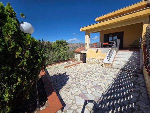 casa indipendente in vendita a Misilmeri