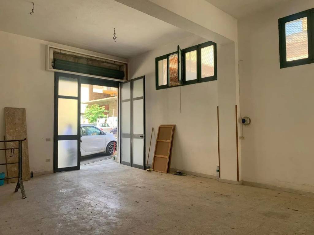 negozio in vendita a Misilmeri