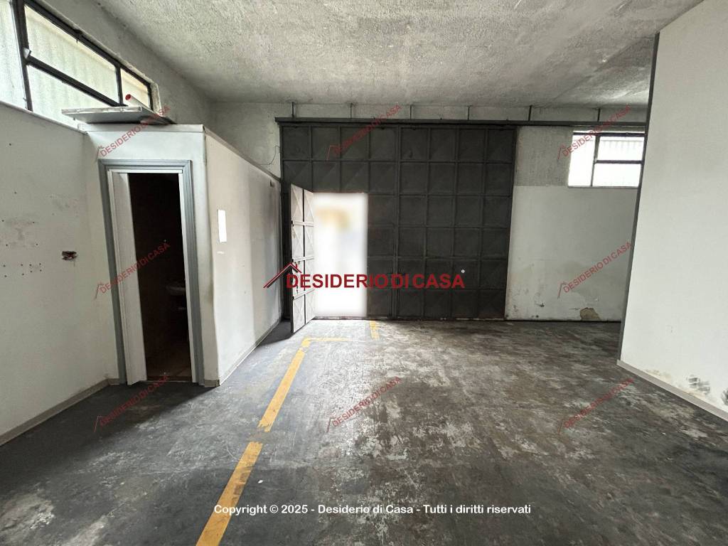 locale commerciale in vendita a Misilmeri in zona Portella di Mare