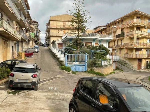 locale commerciale in vendita a Misilmeri