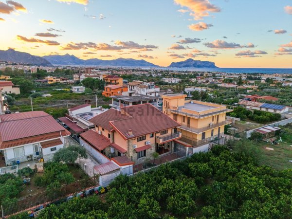 casa indipendente in vendita a Misilmeri in zona Portella di Mare