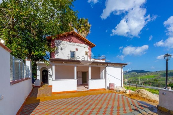 casa indipendente in vendita a Misilmeri