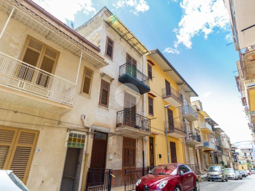intera palazzina in vendita a Misilmeri