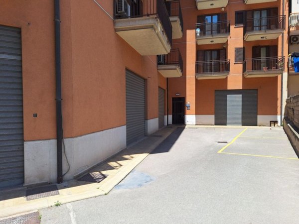 negozio in vendita a Misilmeri