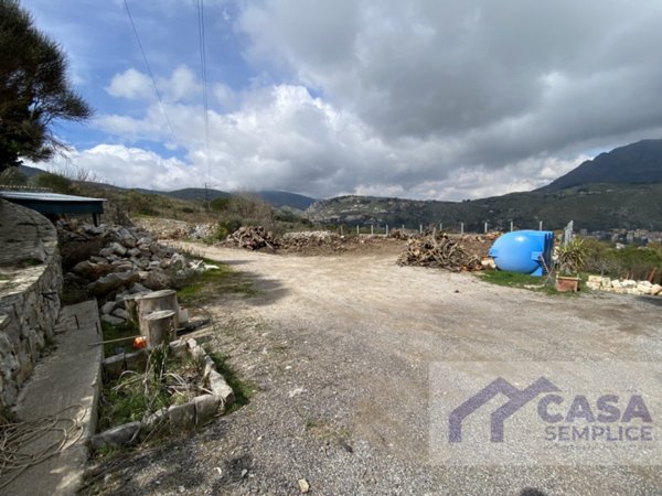 terreno edificabile in vendita a Monreale in zona Giacalone