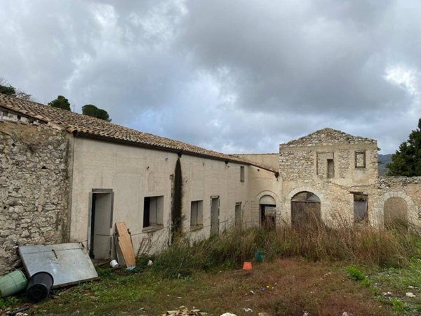 intera palazzina in vendita a Monreale