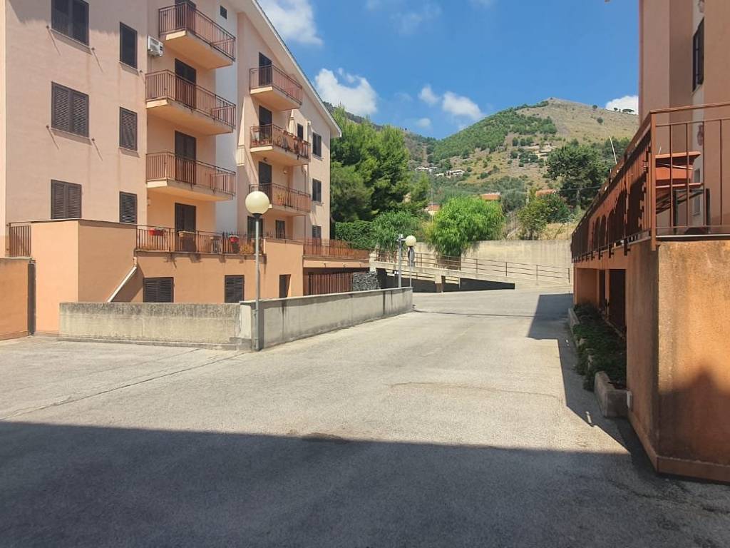 casa indipendente in vendita a Monreale in zona Santa Rosalia