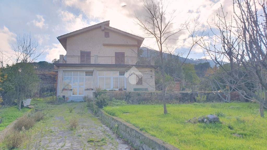 casa indipendente in vendita a Monreale in zona Giacalone