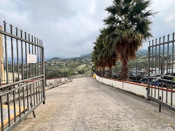 casa indipendente in vendita a Monreale in zona Pioppo