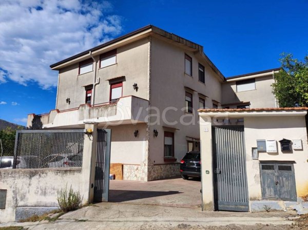 casa indipendente in vendita a Monreale in zona Pietre Mole